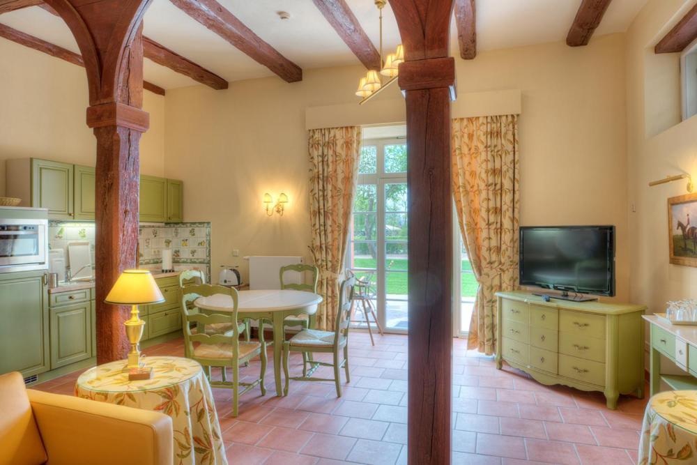 Urlaubsresidenz Marstall Und Kanzlei Im Schlossensemble Lübbenau Esterno foto